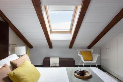 Carretas Attics Apartments - image 13