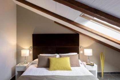 Carretas Attics Apartments - image 9