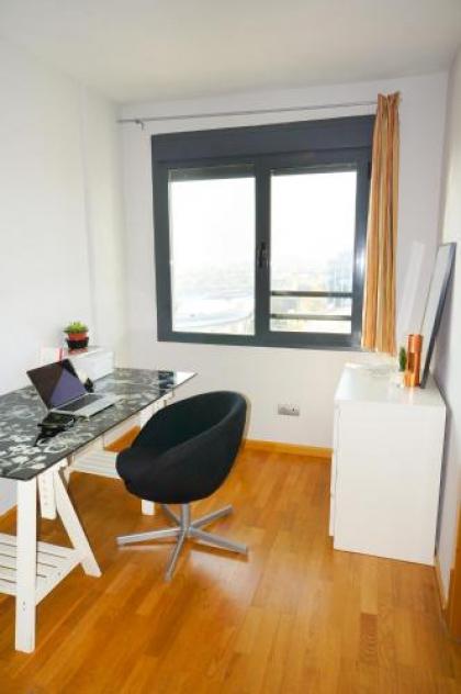 Apartamentos Madrid Anderson - image 8