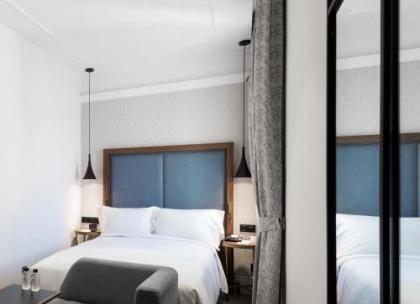 DoubleTree by Hilton Madrid - Prado - image 16