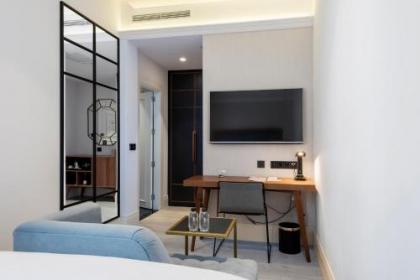 DoubleTree by Hilton Madrid - Prado - image 3