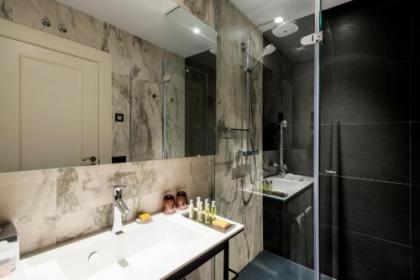 DoubleTree by Hilton Madrid - Prado - image 9