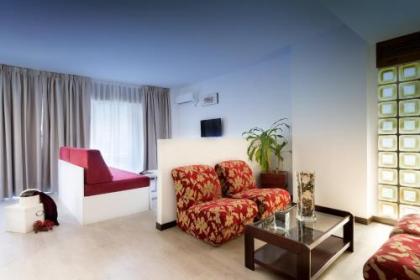 Roisa Hostal Boutique - image 11