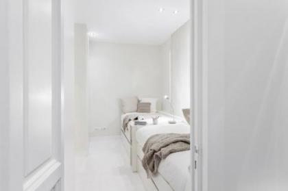 Alcantara Apartment by Flatsweethome - image 18