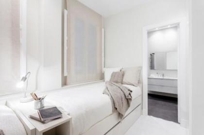 Alcantara Apartment by Flatsweethome - image 20
