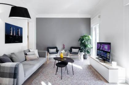 Principe de Vergara Apartment II by Flatsweethome - image 1
