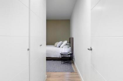 Principe de Vergara Apartment II by Flatsweethome - image 16