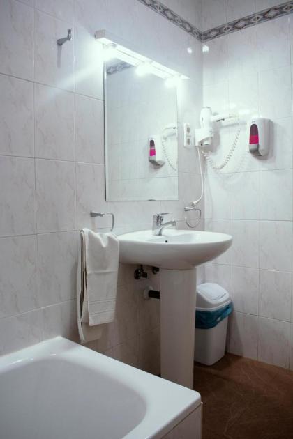 Hostal Ártico - image 11