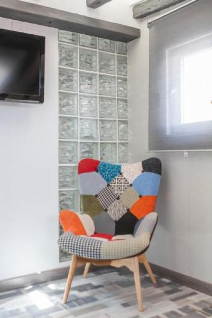 Luna Apartment - image 20