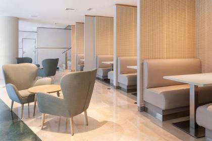 B&B Hotel Madrid Aeropuerto T4 - image 23
