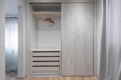 Private room in shared chalet Alameda Osuna - image 20