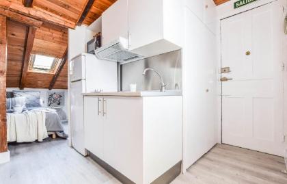 COZY AND REFORMED ATTIC PONZANO 3PAX - image 7