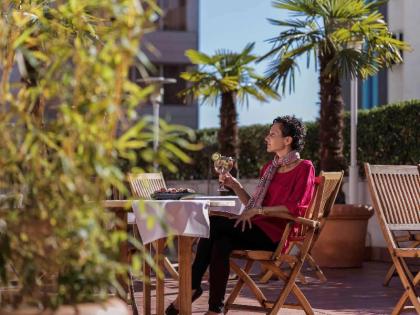 Pullman Madrid Airport & Feria - image 4