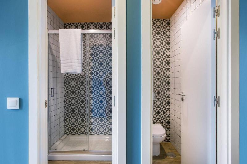 Mola Hostel - image 2