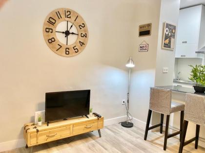 Madrid Binefar Aparment - image 14