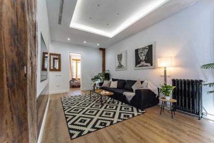 Super Exclusive Madrid Center Apartment - image 11