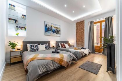 Super Exclusive Madrid Center Apartment - image 5