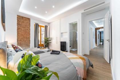 Super Exclusive Madrid Center Apartment - image 8