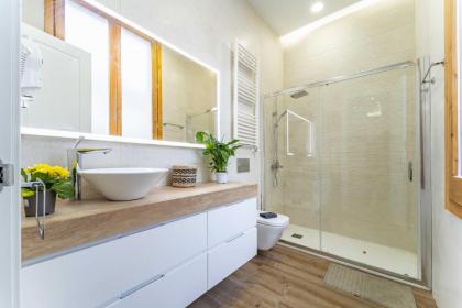 Super Exclusive Madrid Center Apartment - image 9