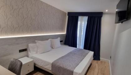 CH La Petite Maison - Boutique - Madrid 