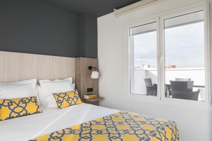Apartamentos Las Torres - image 20