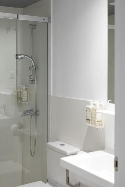 Apartamentos Las Torres - image 5