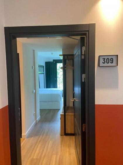 LATROUPE Prado Hostel - image 20