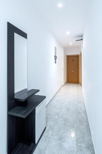 Apartment 5PAX Center Gran Via Sol Malasaña A005 - image 3