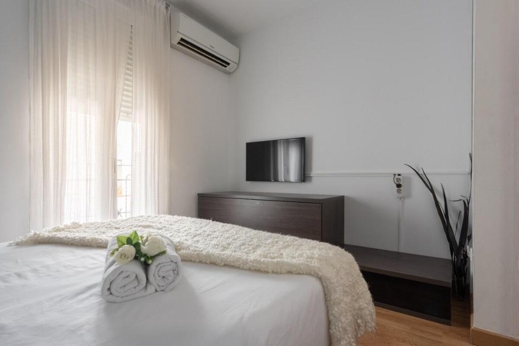 Apartment 5PAX Center Gran Via Sol Malasaña A005 - image 6