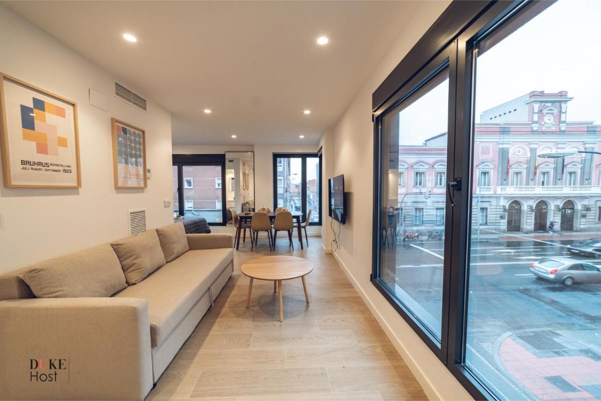 CASTILLA LUXURY A Apartments - main image