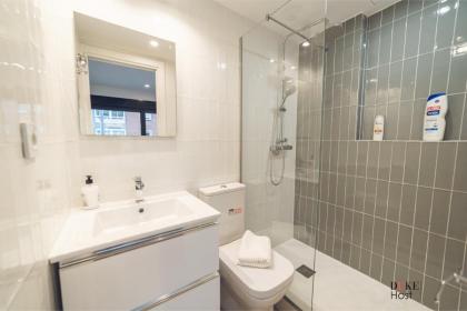 CASTILLA LUXURY A Apartments - image 9
