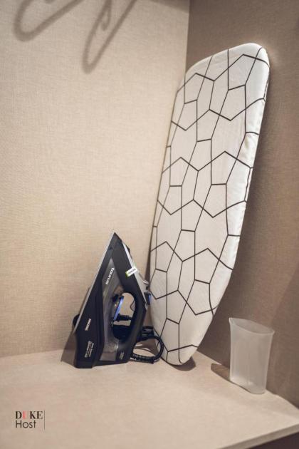 Castilla Luxury 1B Apartment - image 24