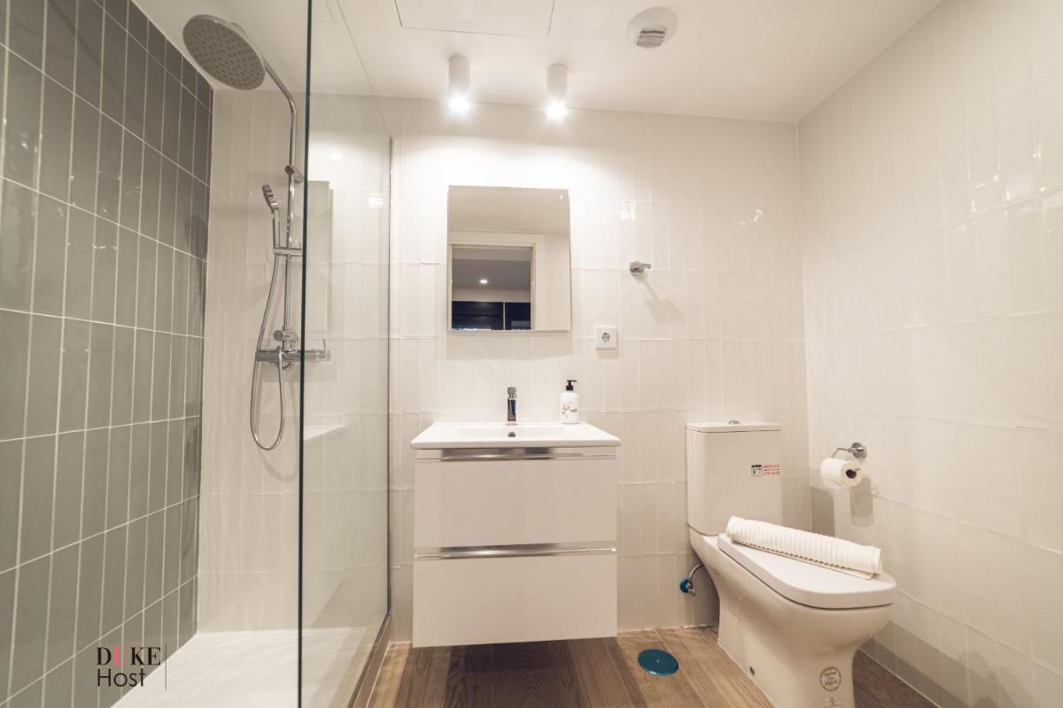 Castilla Luxury 1B Apartment - image 7