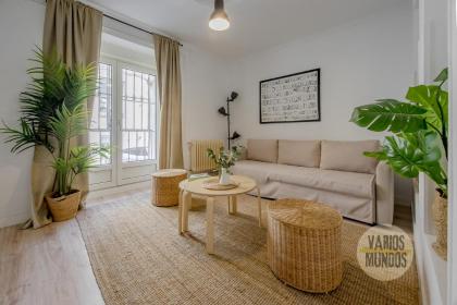 Nuevo Apt de 9pax en La Cava Alta Centro de Madrid