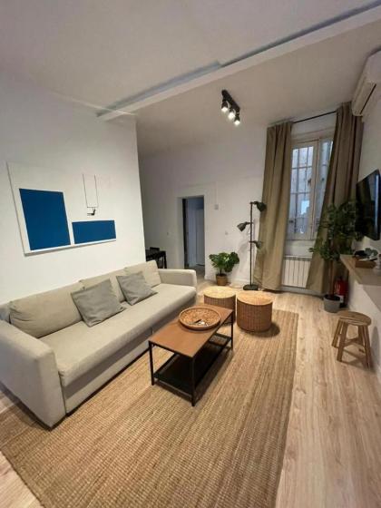 Premium Apt para 9pax en Calle Olmo - Centro de Madrid