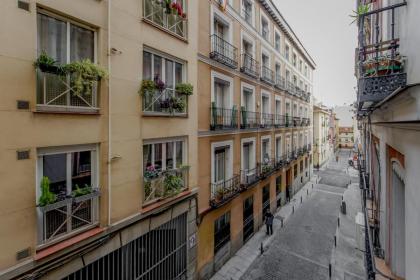 Modern Apt para 6pax en la Plaza de Tirso-Centro - image 29