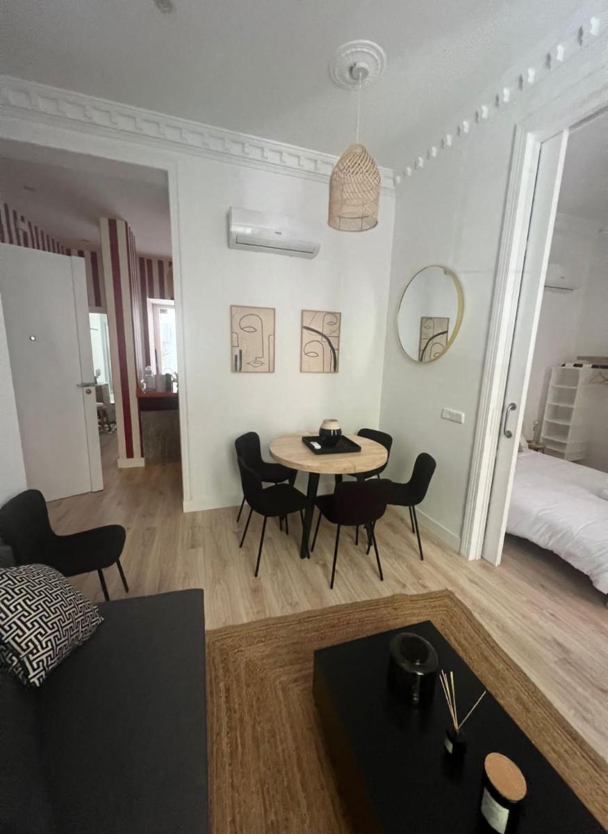 Cool&Central Apt para 7pax en Justicia-Centro - image 2