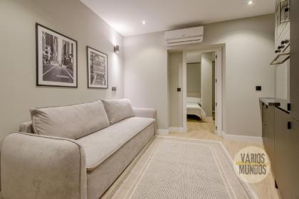 Urban and Central Apt 5pax en Calle Silva-Gran Via 