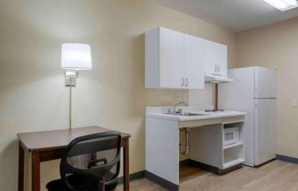 Extended Stay America Suites - Orlando - Convention Center - Universal Blvd - image 19