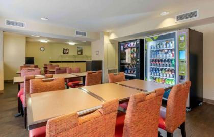 Extended Stay America Suites - Orlando - Convention Center - Universal Blvd - image 9