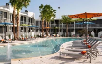 B Resort and Spa located in Disney Springs Resort Area - image 8