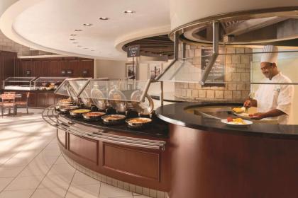 Embassy Suites by Hilton Orlando International Drive ICON Park - image 13