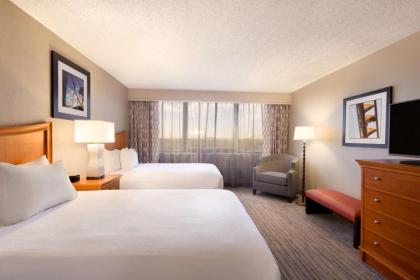 Embassy Suites by Hilton Orlando International Drive ICON Park - image 22