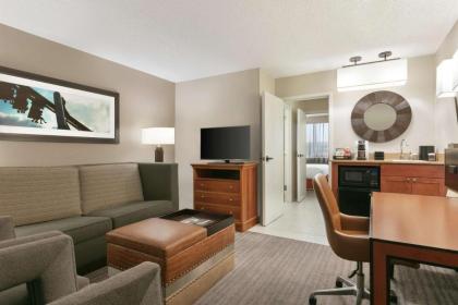 Embassy Suites by Hilton Orlando International Drive ICON Park - image 27