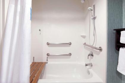 Hampton Inn By Hilton Orlando-International Airport - image 17