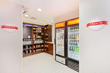 Hampton Inn By Hilton Orlando-International Airport - image 9