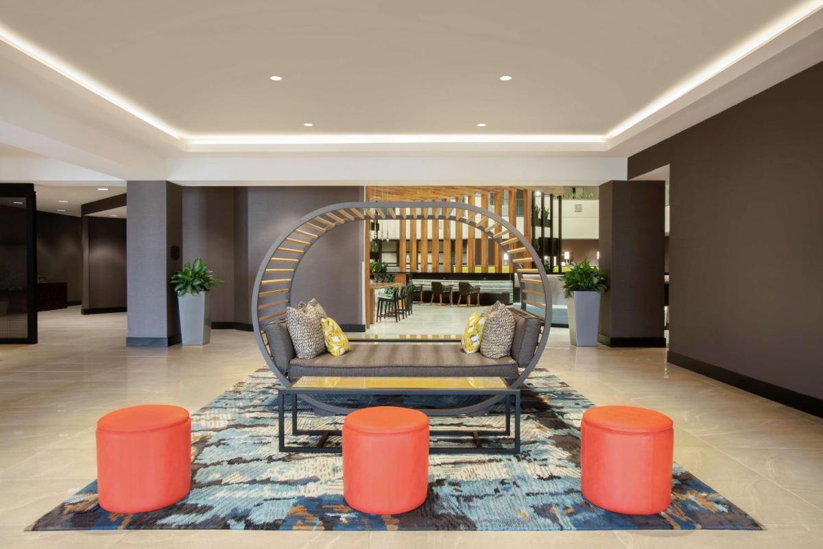 Embassy Suites by Hilton Orlando- Airport - image 3