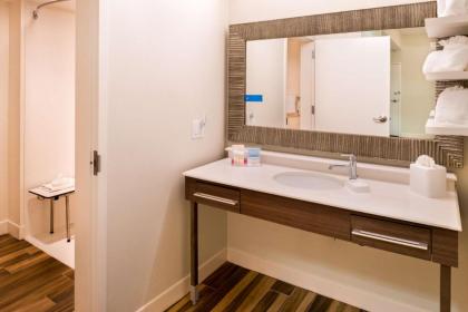 Hampton Inn & Suites Orlando/East UCF Area - image 23