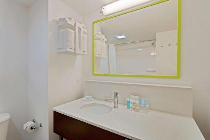 Hampton Inn By Hilton & Suites Orlando Intl Dr N - image 18
