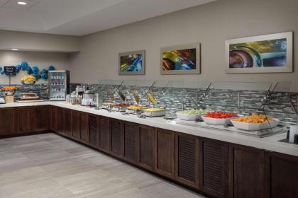 Embassy Suites By Hilton Orlando/Lake Buena Vista Resort - image 11